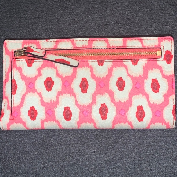 *KATE SPADE WALLET* - Picture 2 of 4